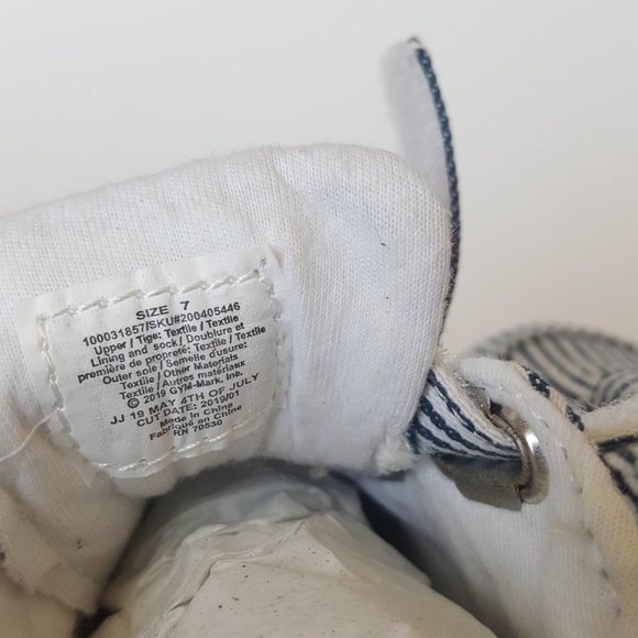 Janie and Jack Seersucker Sneakers - Picture 7 of 9